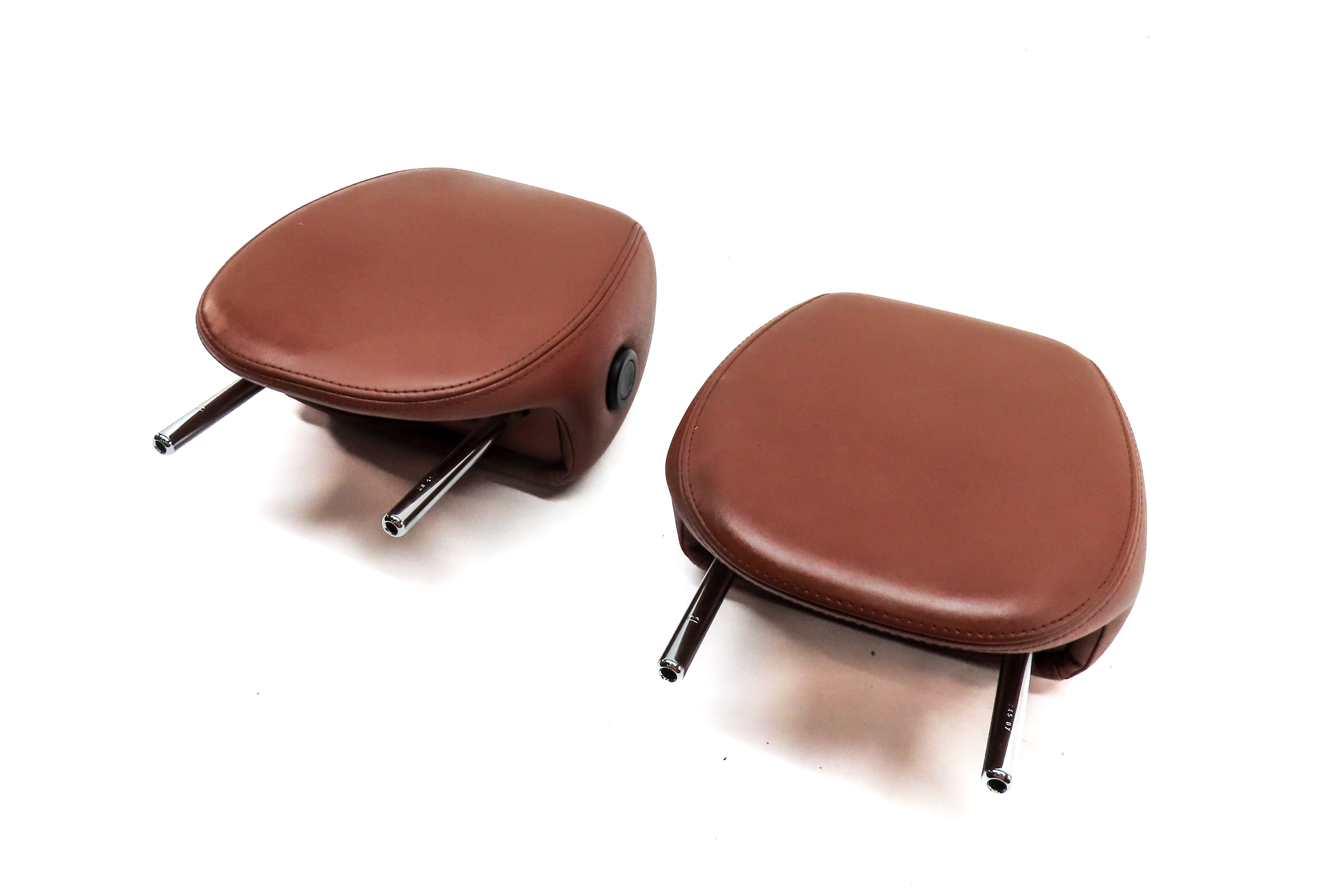 08 CAYENNE 955 FRONT LEFT DRIVER & RIGHT PASSENGER SEAT HEADREST SET/2(Chestnut) — exact item pictured